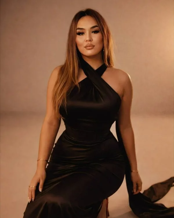 Maria photo 1, latina, athletic, blonde hair, 175 cm, 69 kg, Large bust, Hong Kong