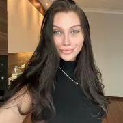 Mira photo 12, european, average, brunette, 178 cm, 64 kg, Medium bust, Hong Kong