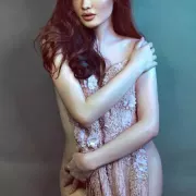Nadia photo 20, asian, average, black hair, 161 cm, 56 kg, Medium bust, Hong Kong