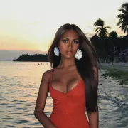 Dessie Lina photo 2, asian, athletic, black hair, 168 cm, 55 kg, Medium bust, Hong Kong