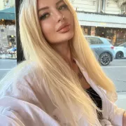 Sienna Lina photo 5, european, busty, blonde hair, 164 cm, 56 kg, Large bust, Hong Kong