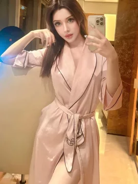 Rosetta Lina photo 1, asian, athletic, brunette, 165 cm, 55 kg, Medium bust, Hong Kong