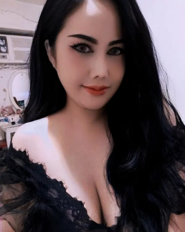 Audrey Lina photo 1, mixed, busty, black hair, 155 cm, 47 kg, Large bust, Hong Kong