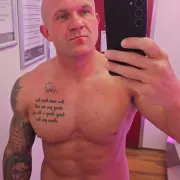 Alonzo photo 14, european, curvy, brunette, 180 cm, 90 kg, Hong Kong