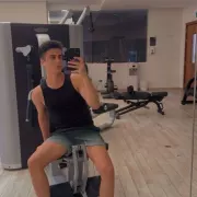 Brandon photo 2, european, slim, brunette, 180 cm, 61 kg, Hong Kong