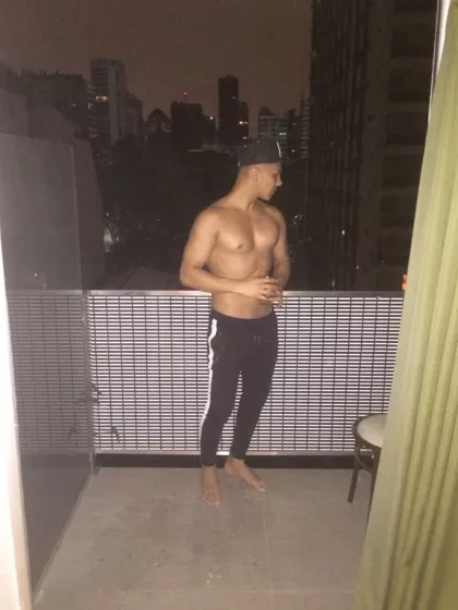 Darren photo 1, latina, athletic, black hair, 183 cm, 83 kg, Hong Kong