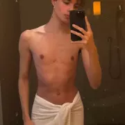 Gabriel photo 1, european, slim, brunette, 178 cm, 52 kg, Hong Kong