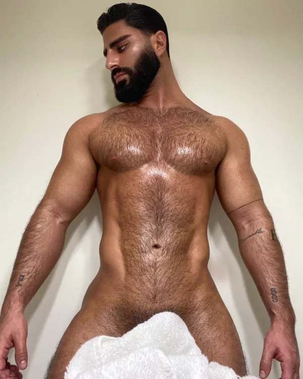 Hakan photo 1, european, curvy, black hair, 178 cm, 93 kg, Hong Kong