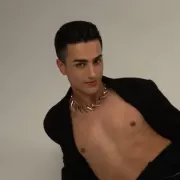 Ivan photo 11, latina, curvy, black hair, 170 cm, 77 kg, Hong Kong