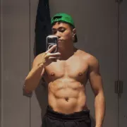 Nico photo 2, asian, average, black hair, 163 cm, 54 kg, Hong Kong