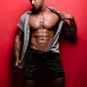 Sultan photo 74, european, curvy, brunette, 188 cm, 93 kg, Hong Kong