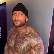 Titan photo 14, european, curvy, brunette, 178 cm, 100 kg, Hong Kong