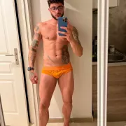 Tristan photo 15, european, athletic, black hair, 175 cm, 72 kg, Hong Kong