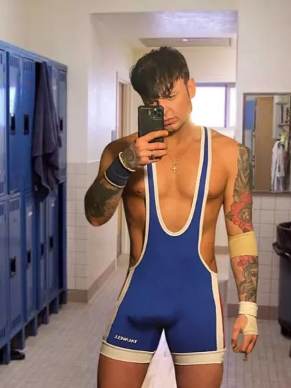 Vince photo 1, latina, athletic, brunette, 185 cm, 83 kg, Hong Kong