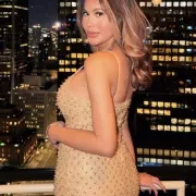 Amber photo 3, asian, curvy, brunette, 158 cm, 63 kg, Medium bust, Hong Kong