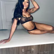 Kassidy photo 1, black, average, black hair, 164 cm, 58 kg, Small bust, Hong Kong