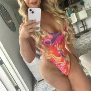 Kelsey photo 22, european, curvy, blonde hair, 170 cm, 77 kg, Large bust, Hong Kong